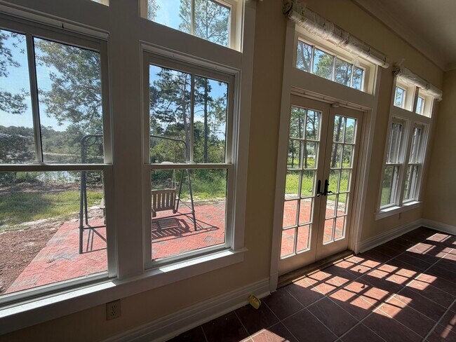 Building Photo - 1511 Tin Cup Ct