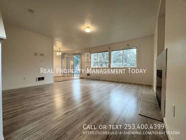 Building Photo - 425 175th St S