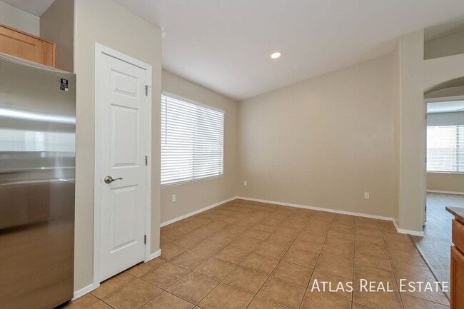 Building Photo - 12878 E Red Iron Trail