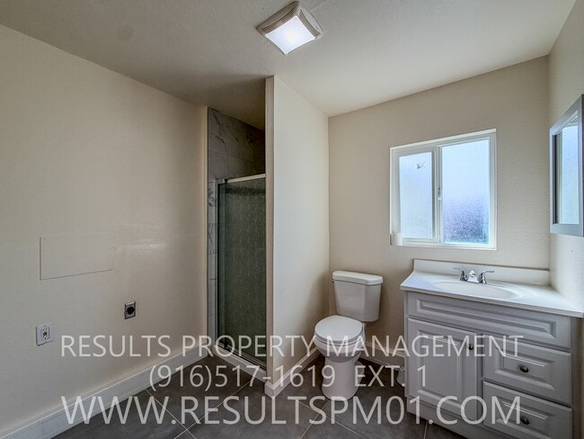 Building Photo - Charmer in Bryte community Roseville