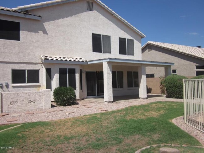 Building Photo - Gilbert 5 Bed, 3 Bath Home with Pool - LAN...