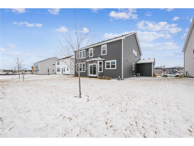 Building Photo - 7872 Jade Ln