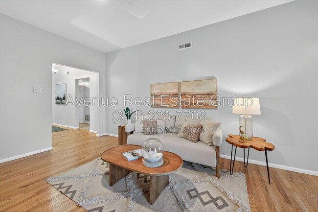 Building Photo - 5559 Pershing Ave