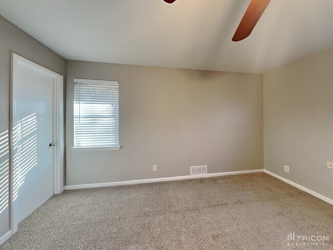 Building Photo - 3240 Springwood Ln