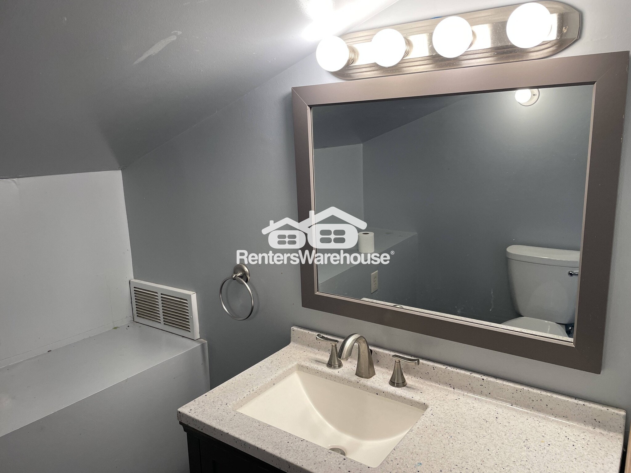 Building Photo - 1320 County Rd A