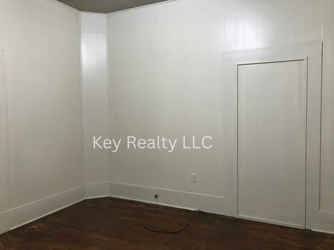 Building Photo - **** 612 - A 18th Street - Alexandria MOVE IN SPECIAL