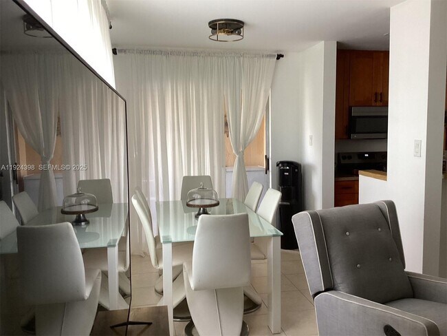 Building Photo - 15330 SW 106th Terrace