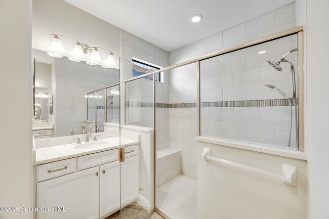 Building Photo - 3174 Addison Dr