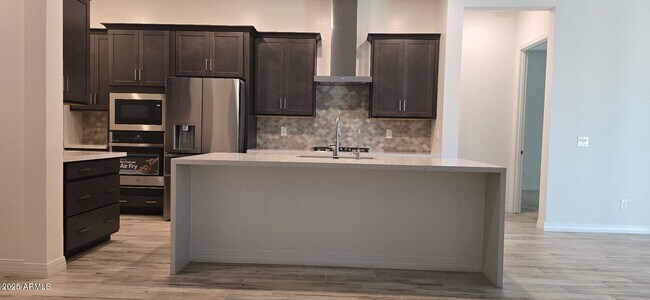 Building Photo - 22638 E Saddle Way