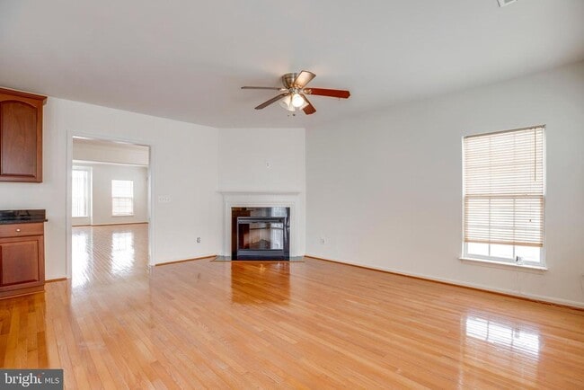 Building Photo - 42670 Hollyhock Terrace
