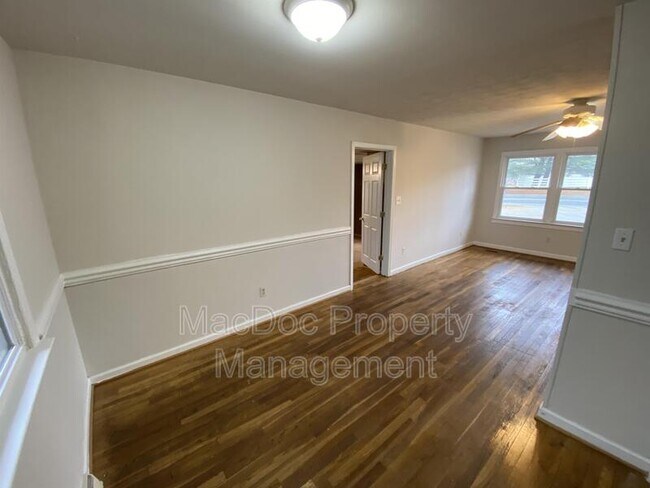 Building Photo - 11308 Gordon Rd