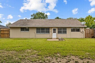 Building Photo - 8122 Swan Meadow Ln