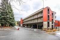 Building Photo - 2 bed, 2 bath in Breckenridge! Winter seas...