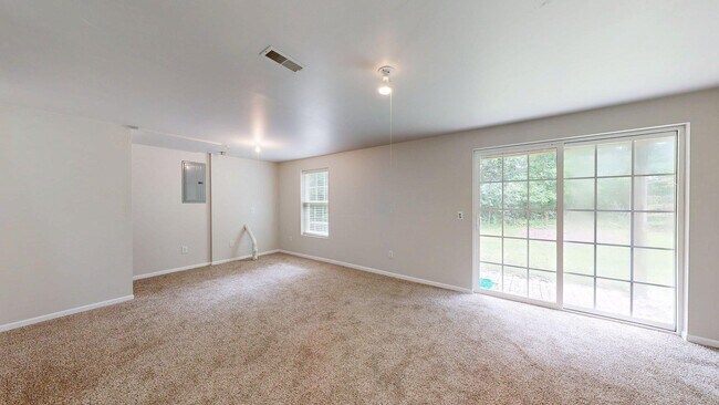 Building Photo - 3042 Barclay Way