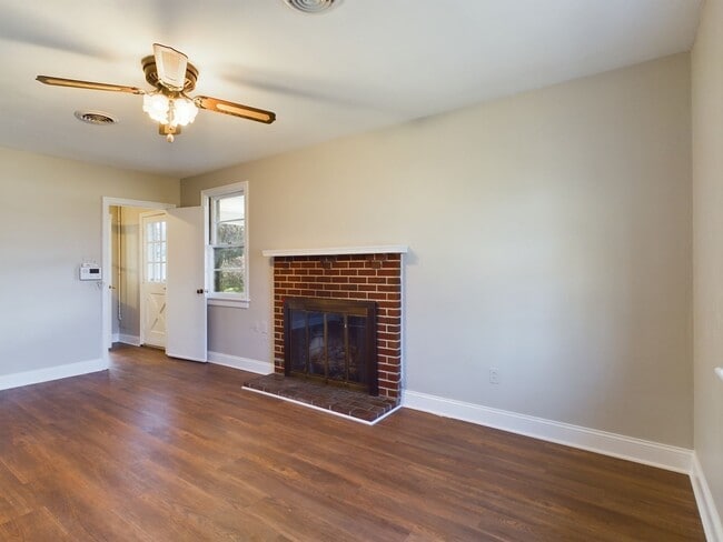 Building Photo - 9506 Overhill Rd