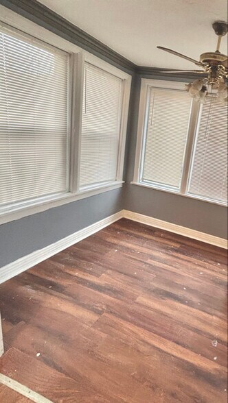 Building Photo - 5535 Kamin St