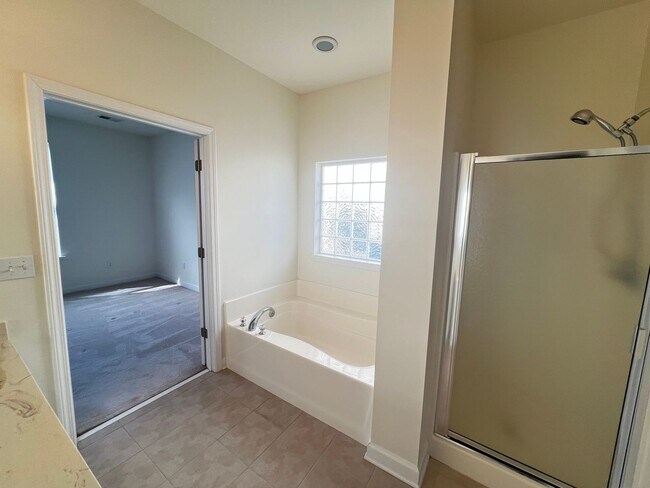 Building Photo - Beautiful Four Bedroom, 2.5 Bath Home, plus Bonus room! Now Available in Little River! Community ...