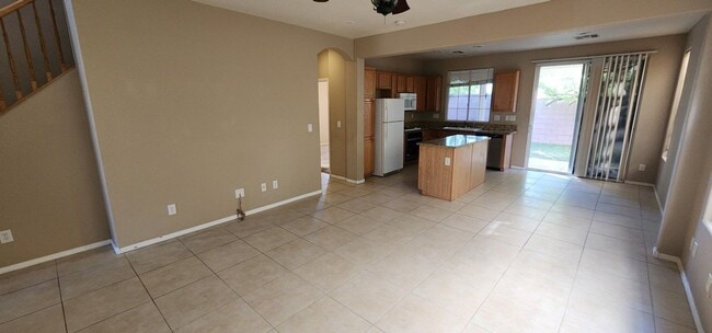 Building Photo - Charming 3 bedroom home with great curb ap...