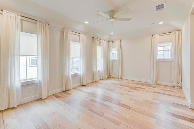 Building Photo - 5402 Wheatley St