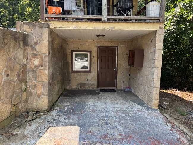 Building Photo - 1143 Indian Gap Cir