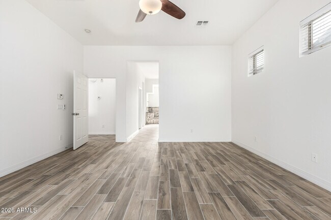 Building Photo - 15468 W Coolidge St