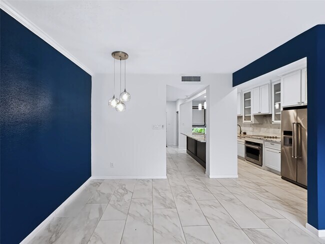 Building Photo - 1201 McDuffie St
