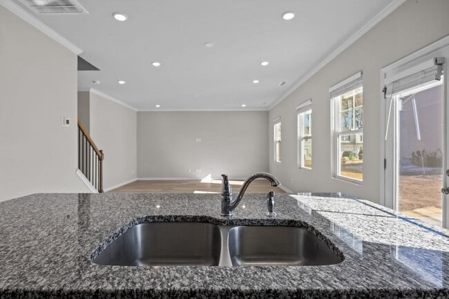 Building Photo - Small-Town Comfort Meets City Convenience | 2-Story Home for Rent | 4 Bedrooms, 2.5 Baths