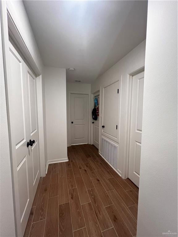 Building Photo - 23 El Paso Dr