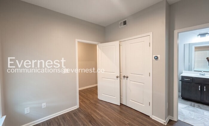 Building Photo - 764 Cady Way