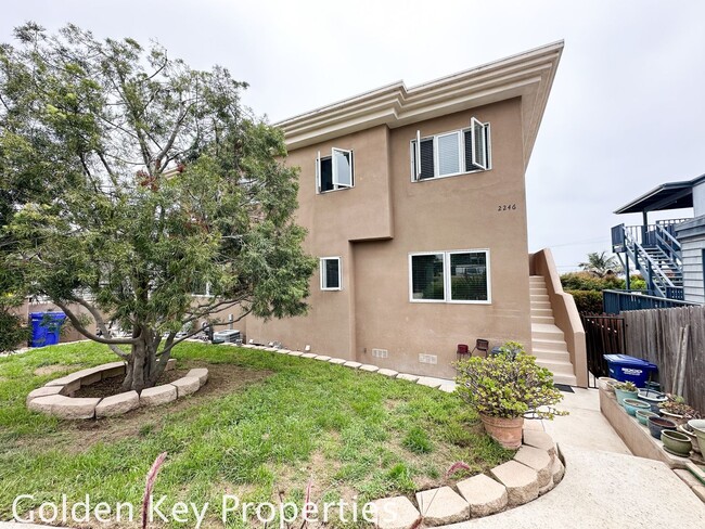 Primary Photo - Ocean-View 2BR/2.5BA Townhome in Cardiff!