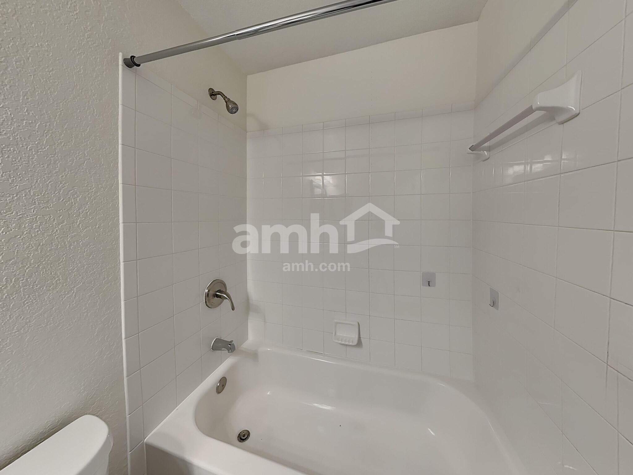 Building Photo - 2207 13th Ave E