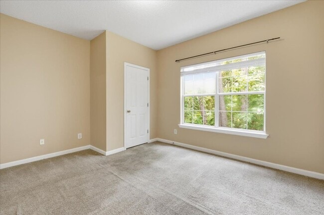 Building Photo - Island Living in a Gated Community | Spacious 2BR Condo on Whitemarsh Island
