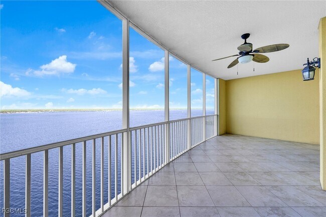 Building Photo - 2745 First St