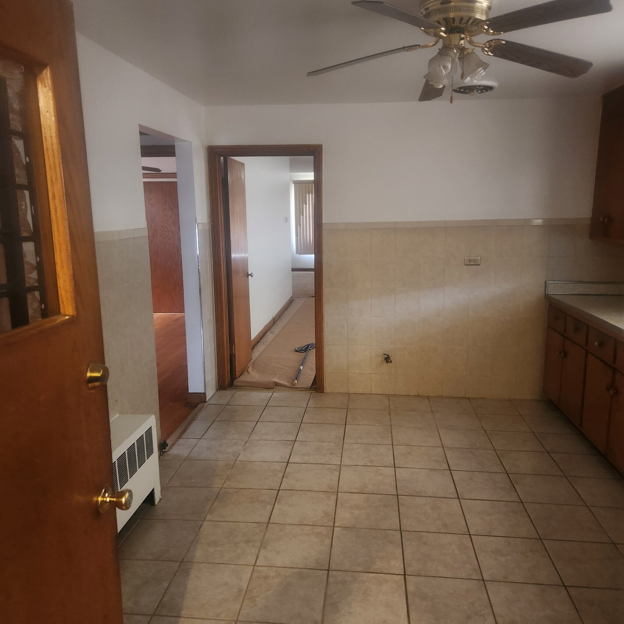 Building Photo - 6656 S Fairfield Ave