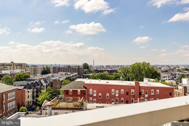 Building Photo - 2550 17th St NW