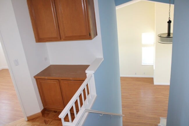 Building Photo - 151 Grenadine Way