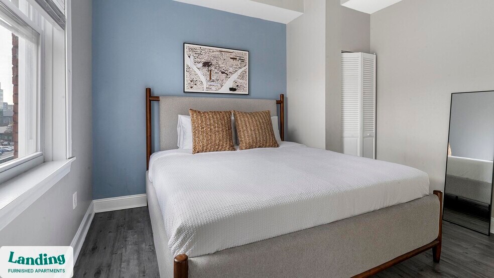 Building Photo - 617 W Lexington St