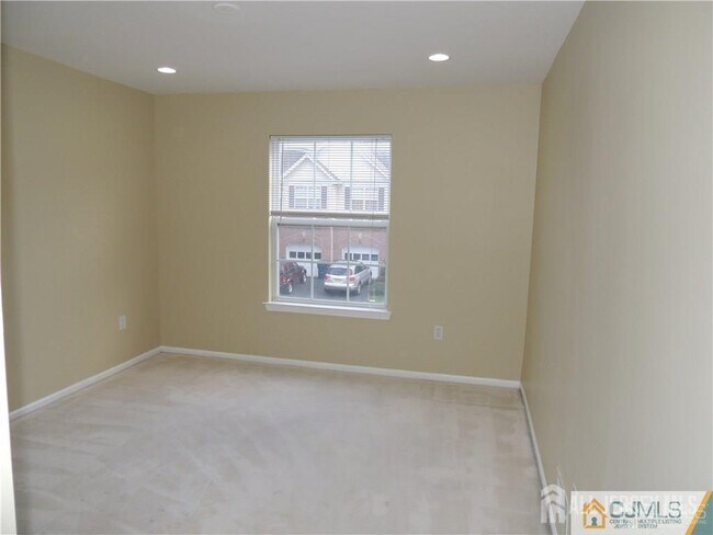 Building Photo - 107 Amy Dr