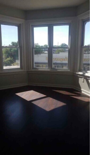 Building Photo - 5237 N 5th St