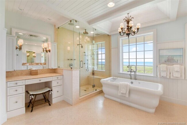 Building Photo - 485 S Beach Rd