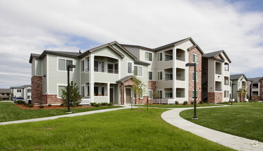 Building Photo - Caribou I