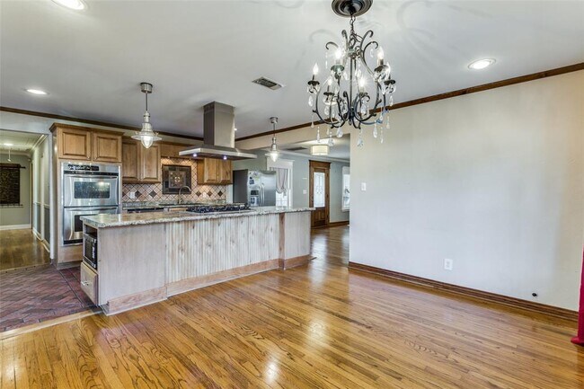 Building Photo - 4306 Benning Dr