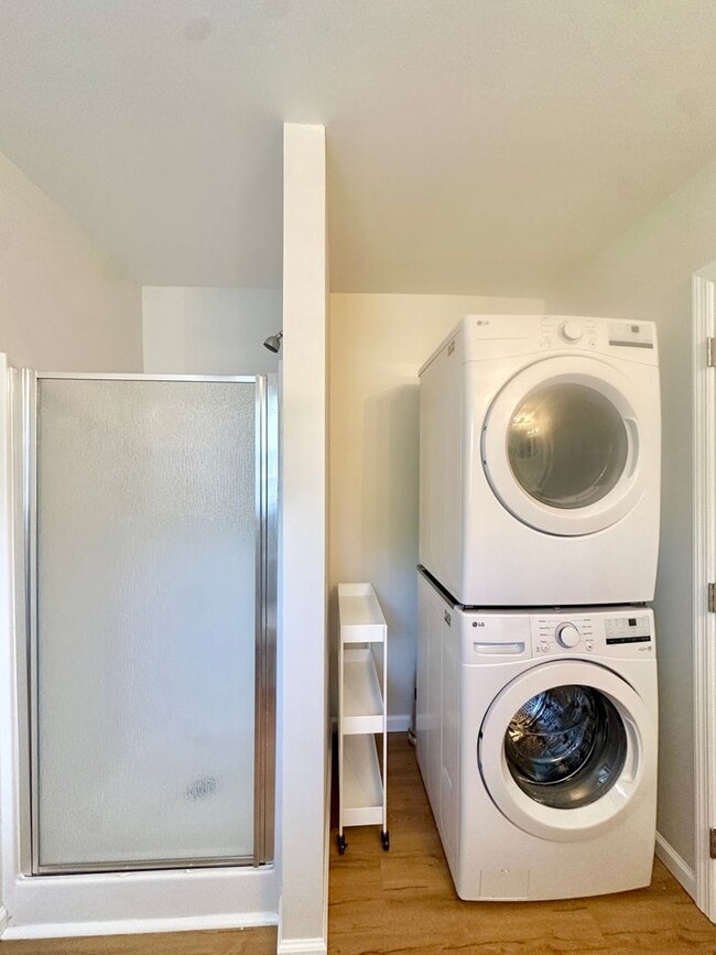 Building Photo - Fully Furnished Studio just off Highway 58