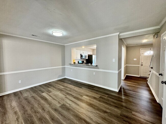 Building Photo - COMPLETELY Updated & Ready 08-21-26!! Sparkling Community Pool - Pet Friendly - Fenced Backyard!