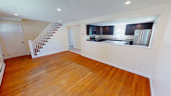 Building Photo - 30 Paul Ave