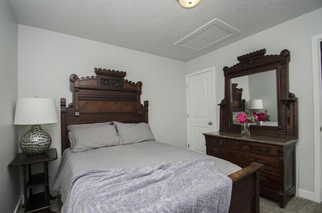 Building Photo - 3893 S 3100 W