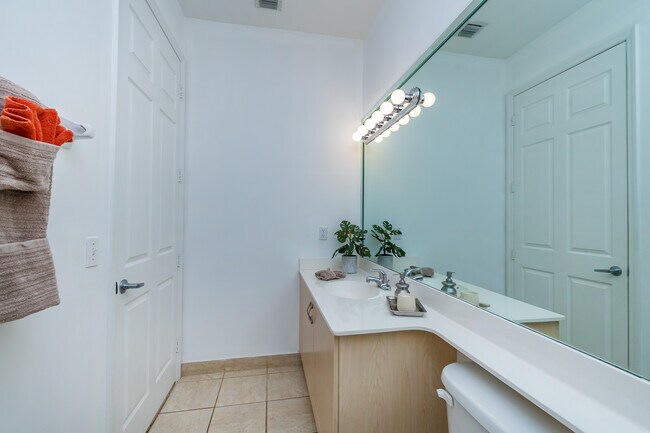 Building Photo - 1690 SW 27th Ave