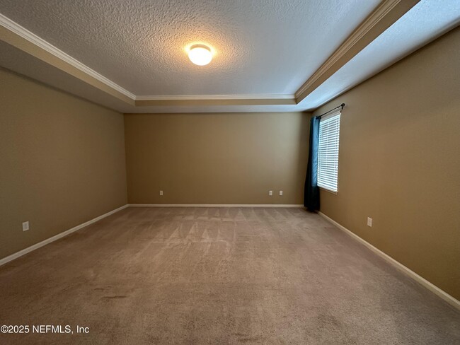Building Photo - 4578 Silverthorn Dr