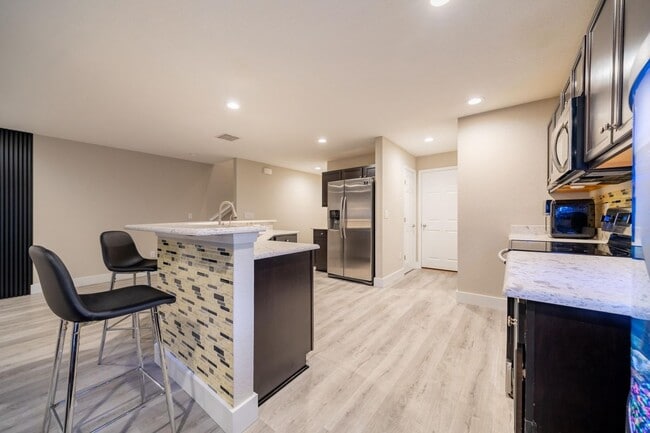 Building Photo - 2942 Fieldwood Cir