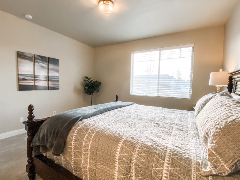 Building Photo - 514 N Vandries Way